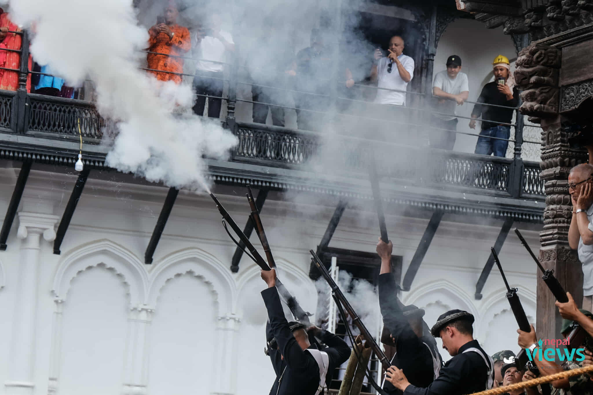 540837198_6719541986_6WdlBxWf86