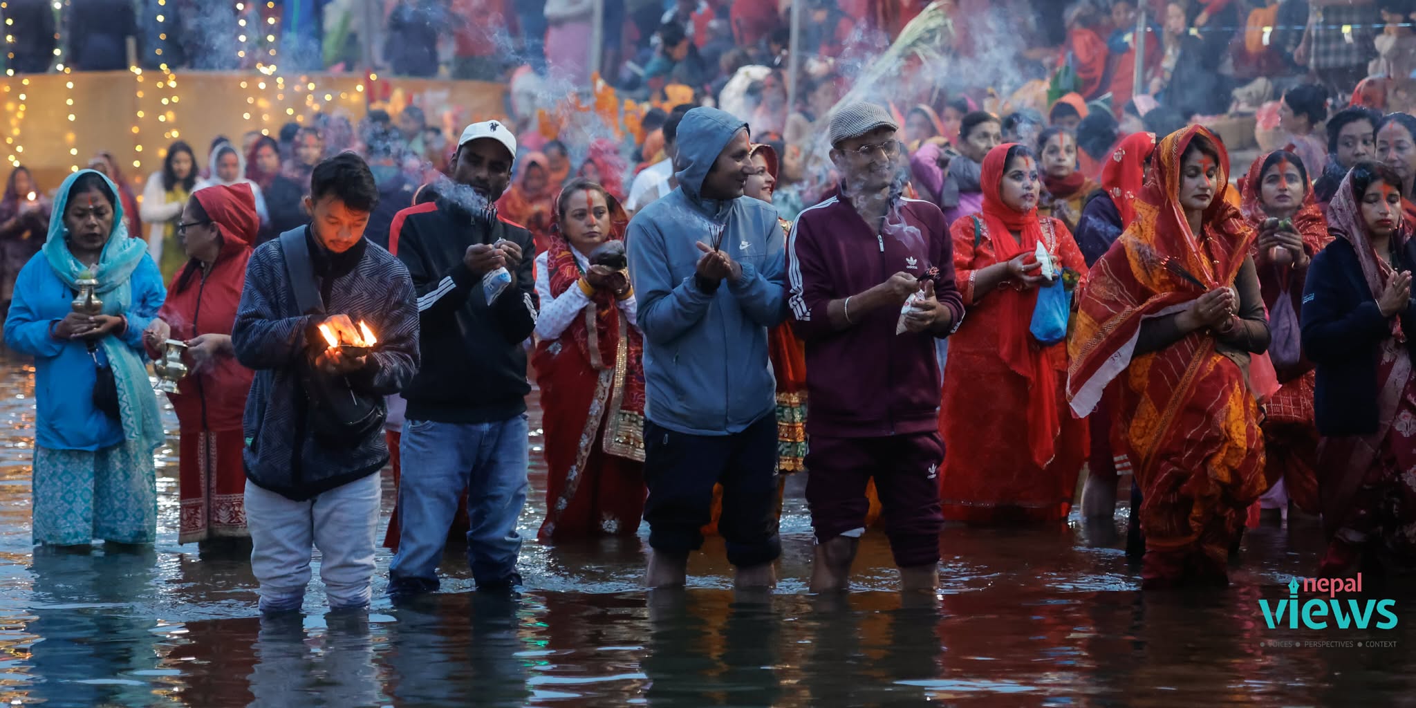 Chhath festival concludes with devotees offering Argha to the rising Sun  (Photos)