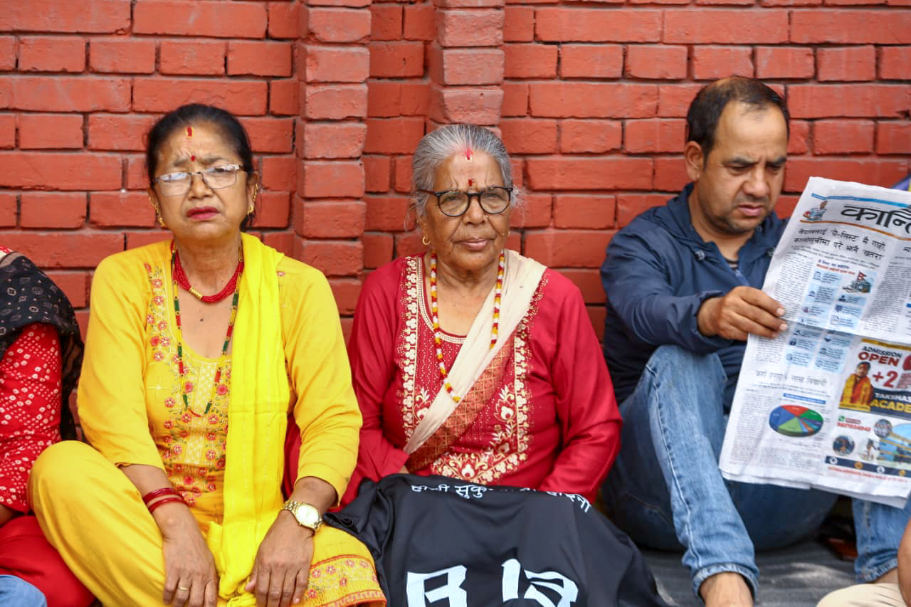 Tilganga's displaced residents launch sit-in protest (Photos) | Nepal ...