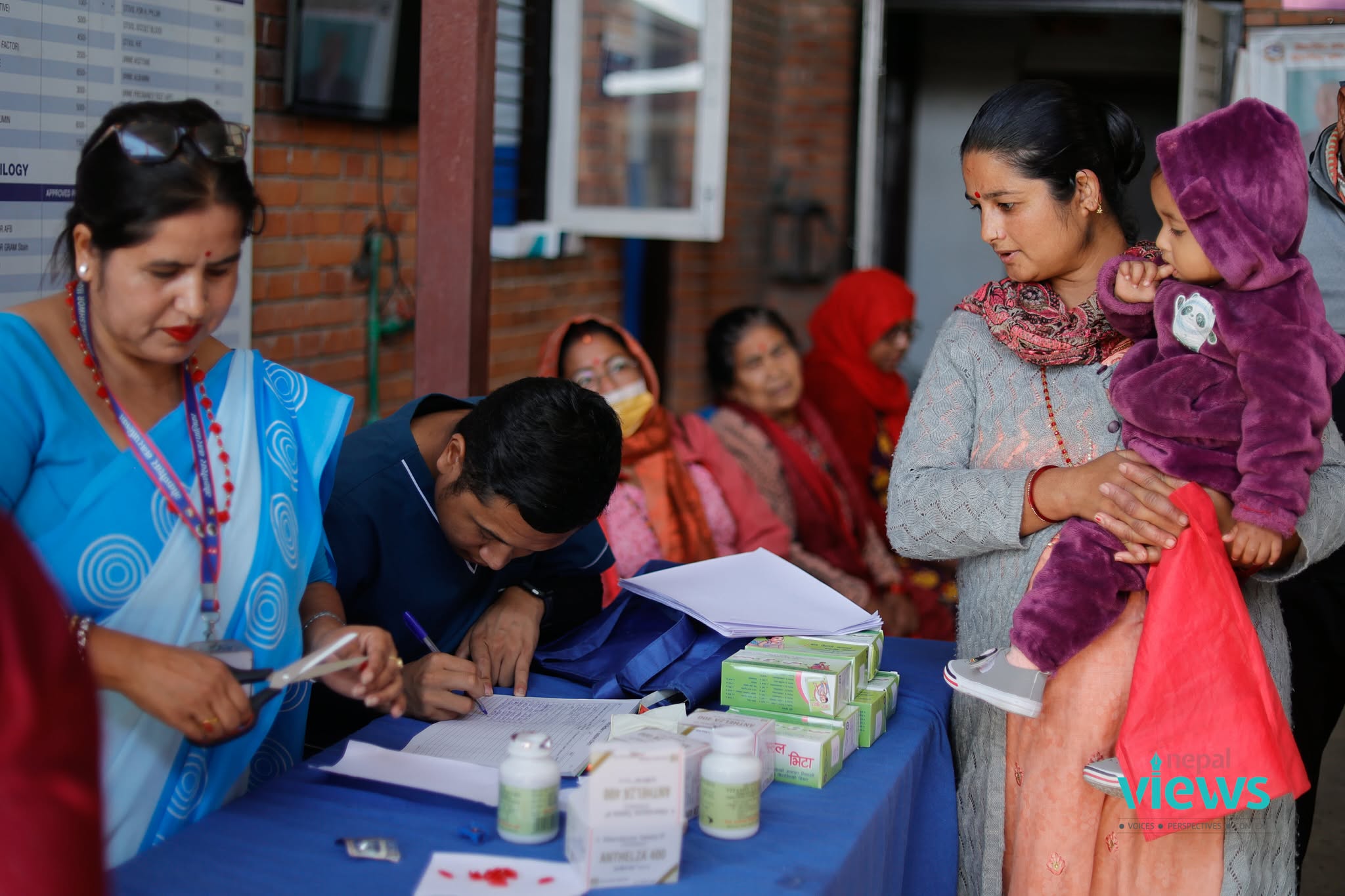 vitamin-(3)_dwYEL6EMAA