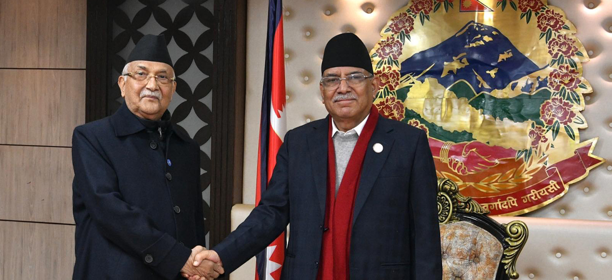PM Dahal and UML Chair Oli meet