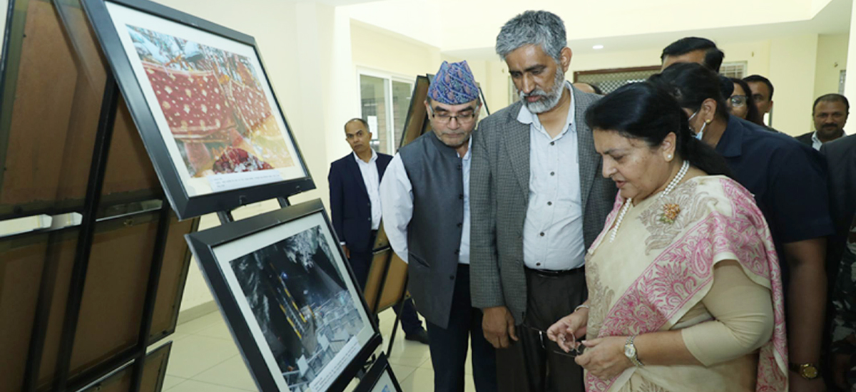 Former president Bhandari observes RSS photo exhibition