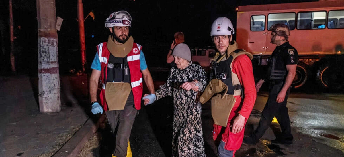 Fears of humanitarian disaster after major dam destruction in Ukraine