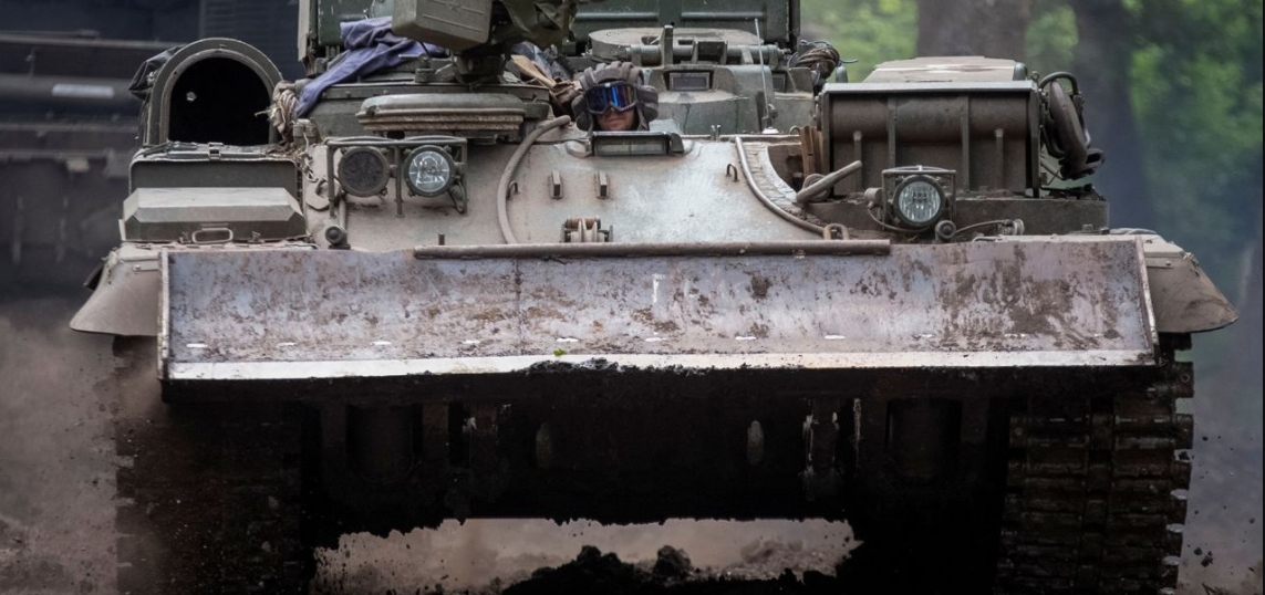 Fierce fighting reported in Ukraine's south and east