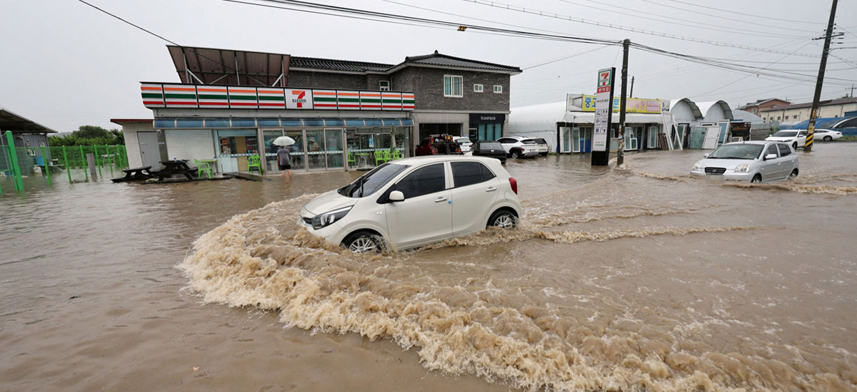 Death toll from S. Korea's torrential rains rises to 33, 10 missing