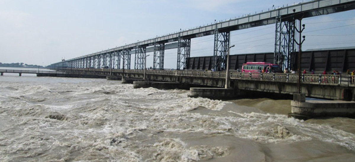 Koshi sees the rising water level; all 56 sluice gates opened