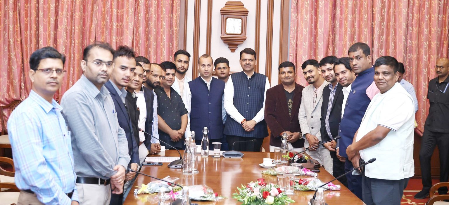 Maharastra Govt. to support Nepali Cricket Team