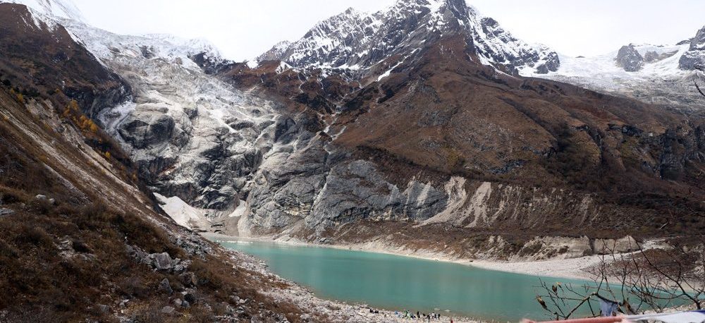 Massive avalanche in Manaslu Peak, people nearby Budhigandaki urged to remain vigilant