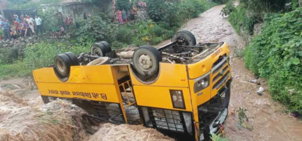 11 students injured, after school bus swept away by river