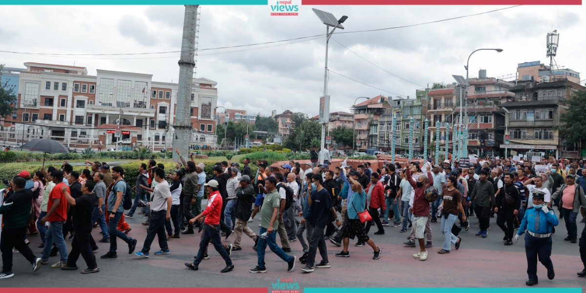 Demonstration against Supreme Court’s decision regarding river standards (Photo Feature)