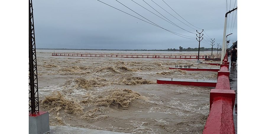 All sluice gates of Koshi Barrage opened, call for caution