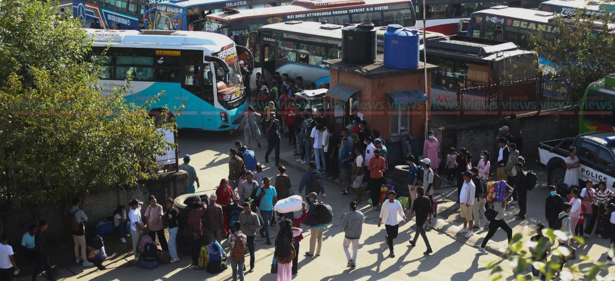 People's movement, traffic increasing in Kathmandu Valley after Dashain