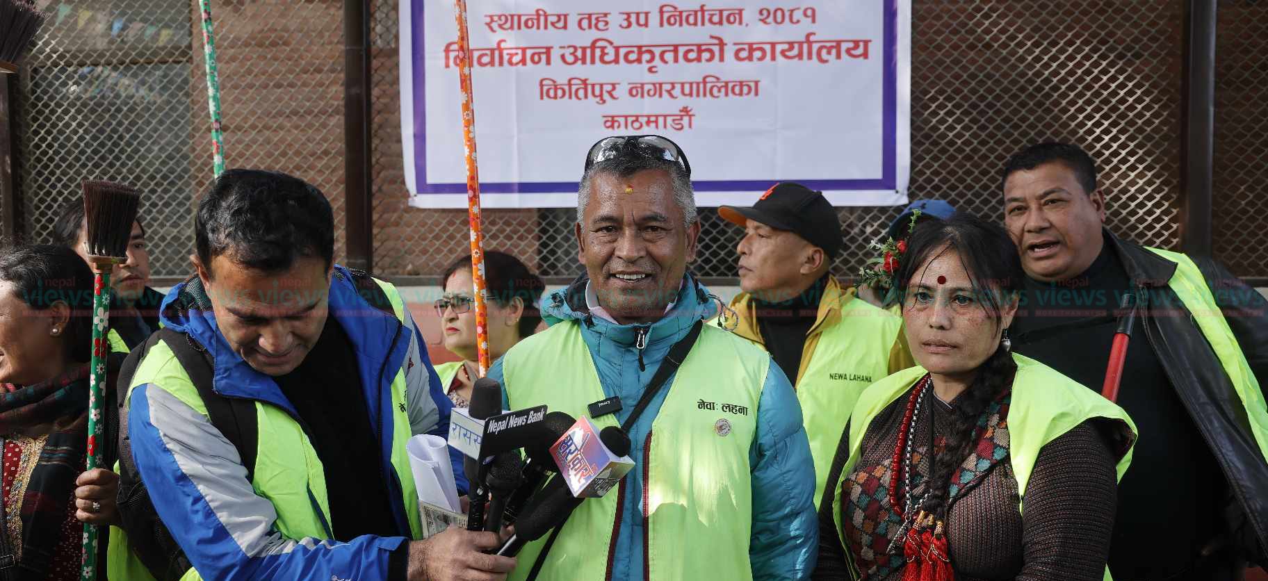 Independent candidate Manab files candidacy Kirtipur's Mayor (Photos)