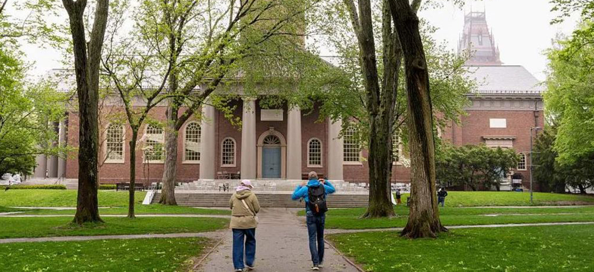 US govt revokes Harvard's right to enroll foreign students