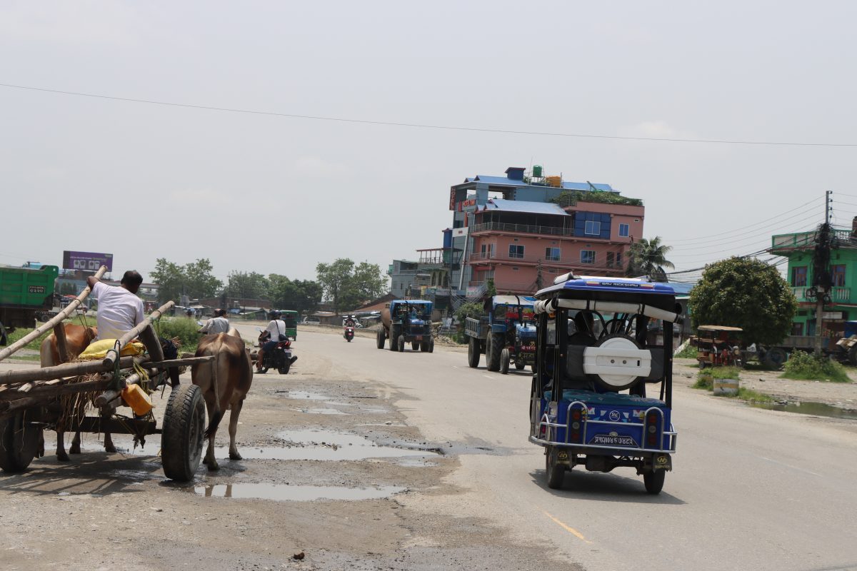 Operation of only Two-wheelers and Tempo in Koshi (Photos)