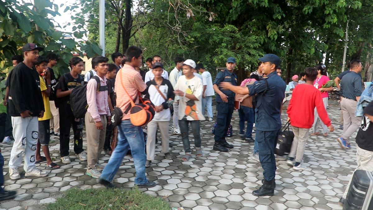 57 Nepali, turned hostages in India, return home