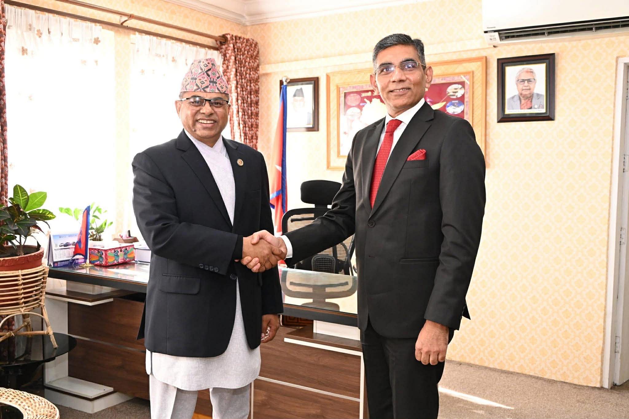 592246342_7366760694