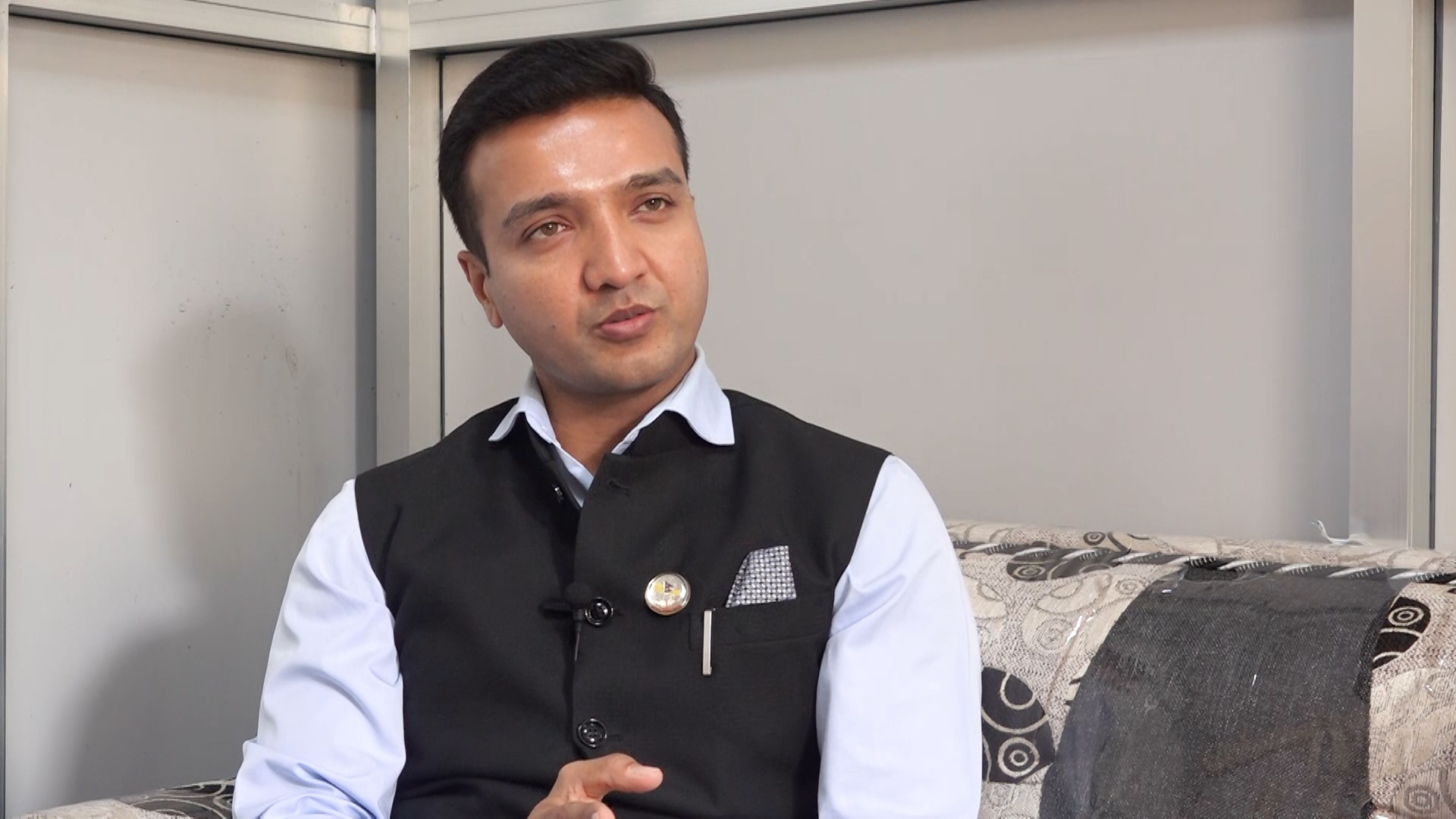 बारामा आफ्नै कार्यकर्ताबाट लखेटिएका रास्वपा सांसद रहबर अन्सारी के भन्छन् ?