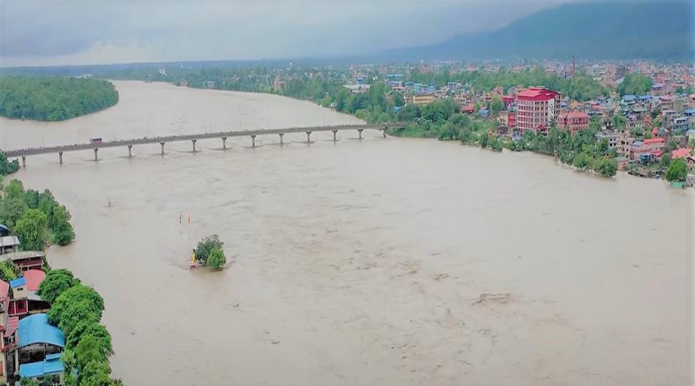 नारायणी नदीमा सशस्त्र प्रहरीको विपद् प्रतिकार्य अभ्यास, डुङ्गा पल्टाइयो