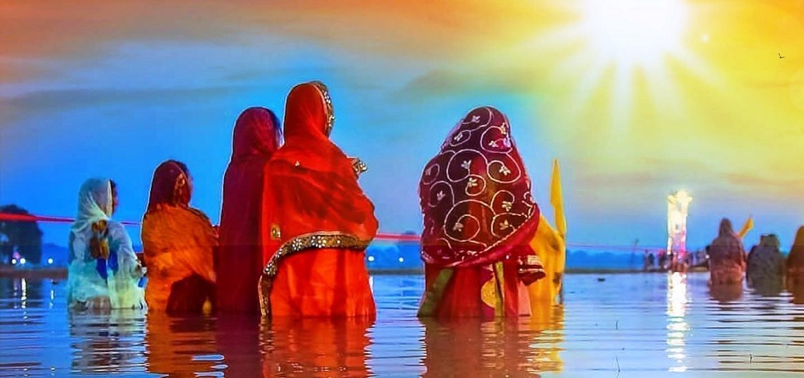 आज छठ पर्वको मुख्य दिन, सूर्यको पूजा गरी मनाइँदै | Nepal Views: Voices, Perspectives, Context | Nepal Views News portal