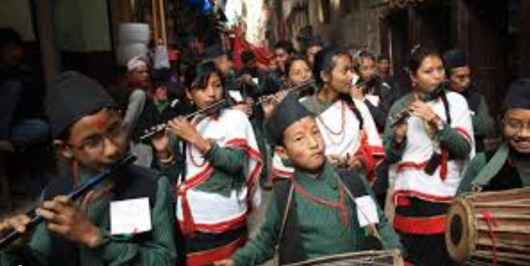 नौ बाजा बजाउँदै एकमहिने गुँला पर्व सम्पन्न | Nepal Views: Voices ...